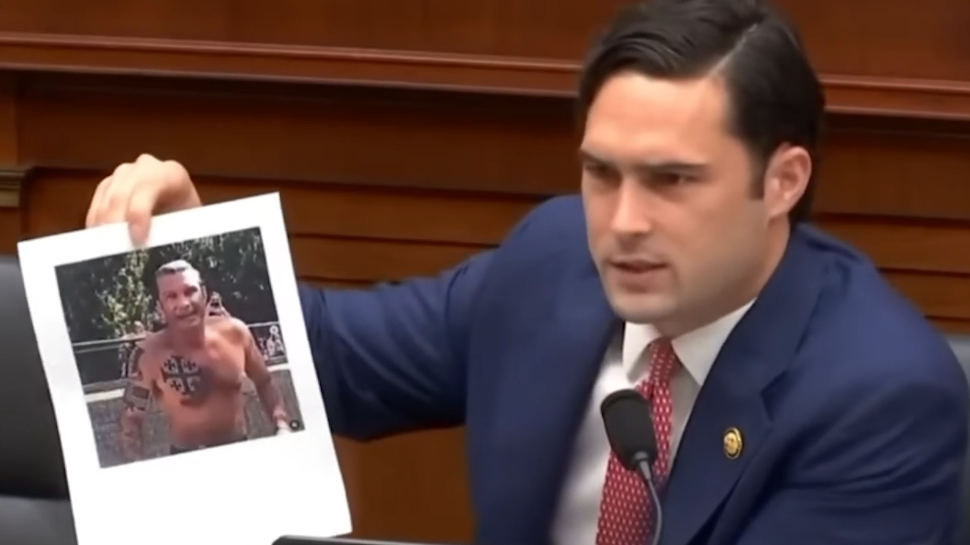 Tattoos Take Center Stage at House Hearing